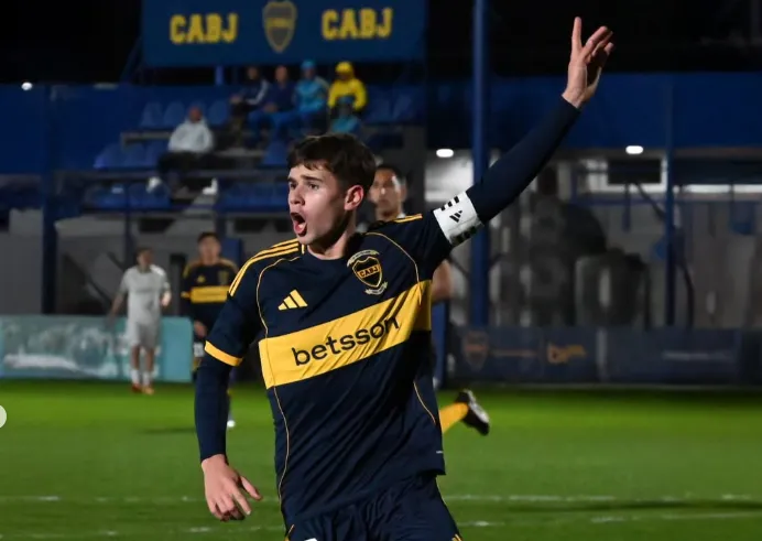Santiago Dalmasso recibe consejos de Herrera y Paredes permanentemente. (Instagram)