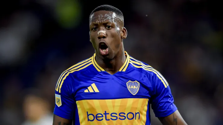 Luis Advíncula habló sobre una posible salida de Boca.
