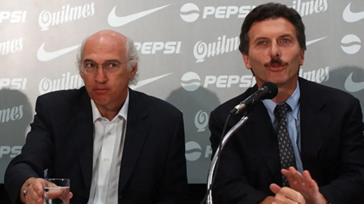 Bianchi junto a Macri en Boca.