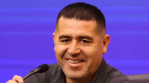 Riquelme, interesado en un defensor para Boca.