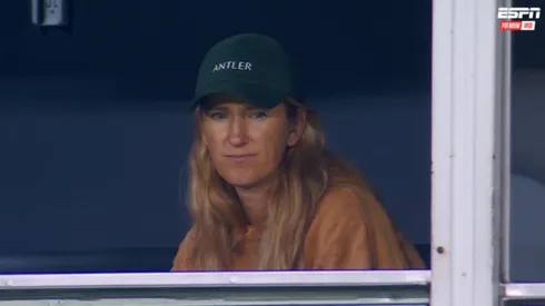 La famosa que fue a ver a Boca y sostuvo la cábala.