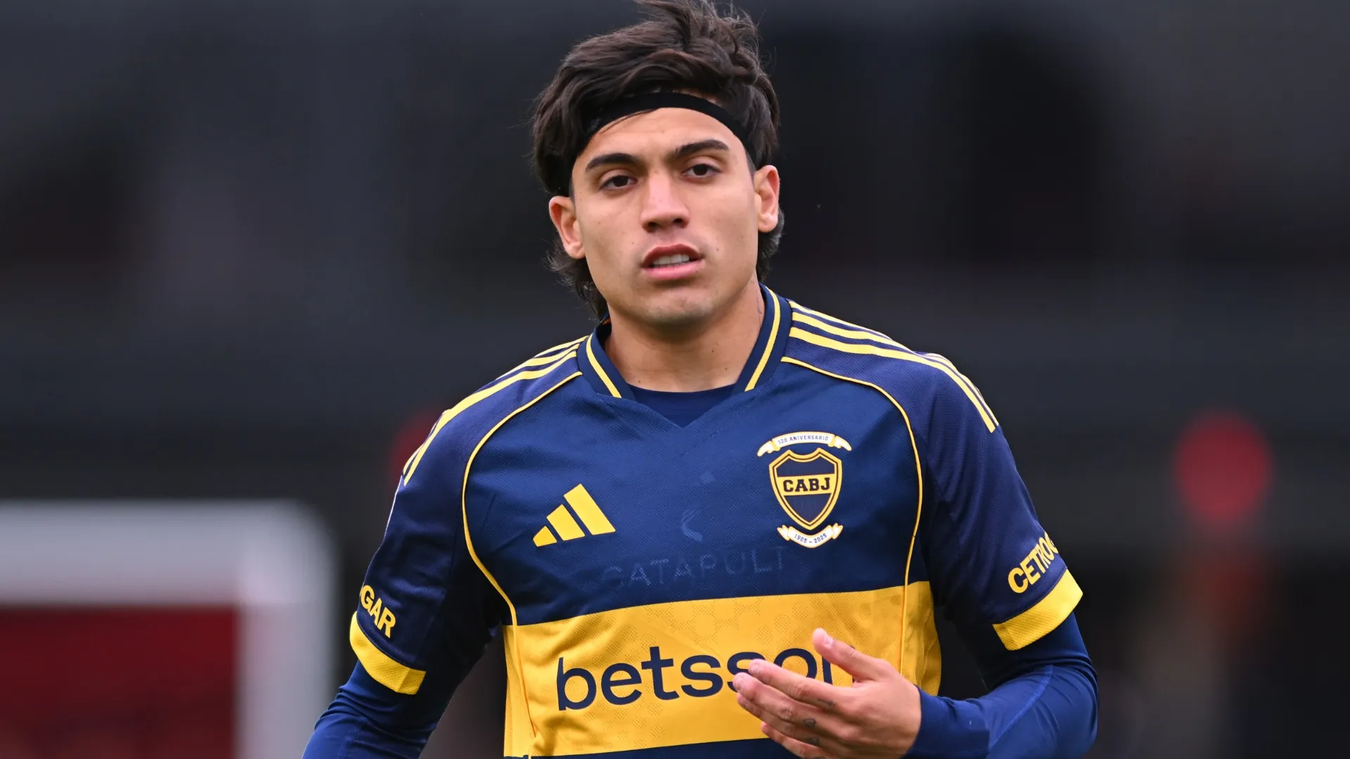 Llegó una oferta desde Rusia por Exequiel Zeballos.