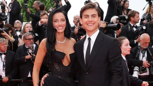 La postura de Dybala y su esposa para el 2026.