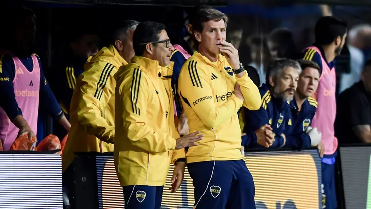 Una persona más se puede sumar al cuerpo técnico de Boca.