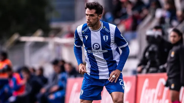 Mas juega en el fútbol uruguayo.