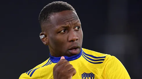 Advíncula se despidió de Boca.