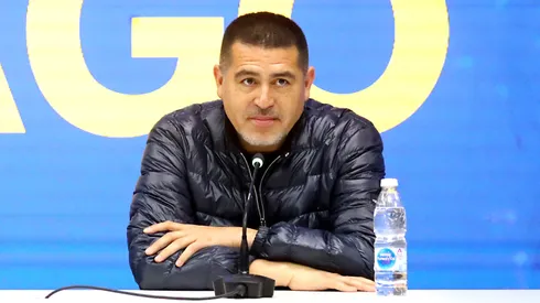 Riquelme podría hacer una misma oferta por dos jugadores.