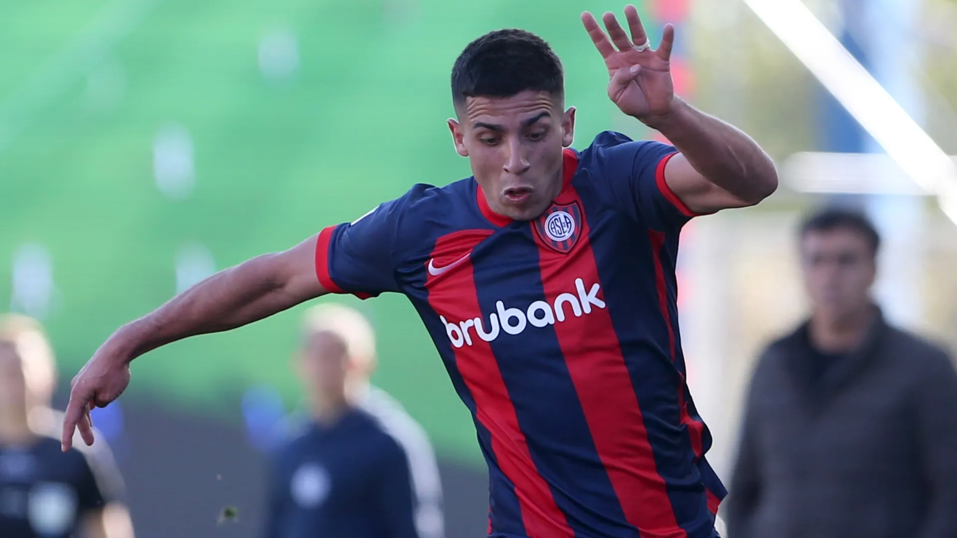 El presidente de San Lorenzo negó las gestiones de Boca por Cuello.