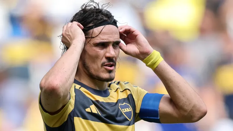 Cavani se sometió un tratamiento especial para superar su lesión.