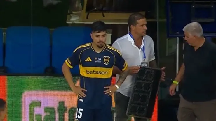 Alarcón ingresó por Ander Herrera en Boca.