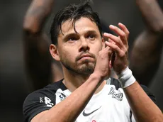 Riquelme, tentado: Ángel Romero quedó libre de Corinthians y fue ofrecido a Boca