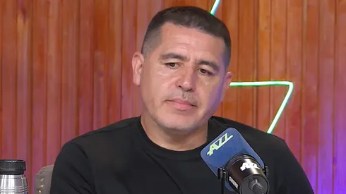 Riquelme analizó el mercado de pases.
