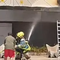 Incendio frente a La Bombonera en la previa de Boca vs. Riestra: qué pasó