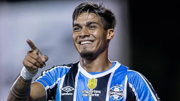 Quién es el delantero que fue recientemente ofrecido a Boca.