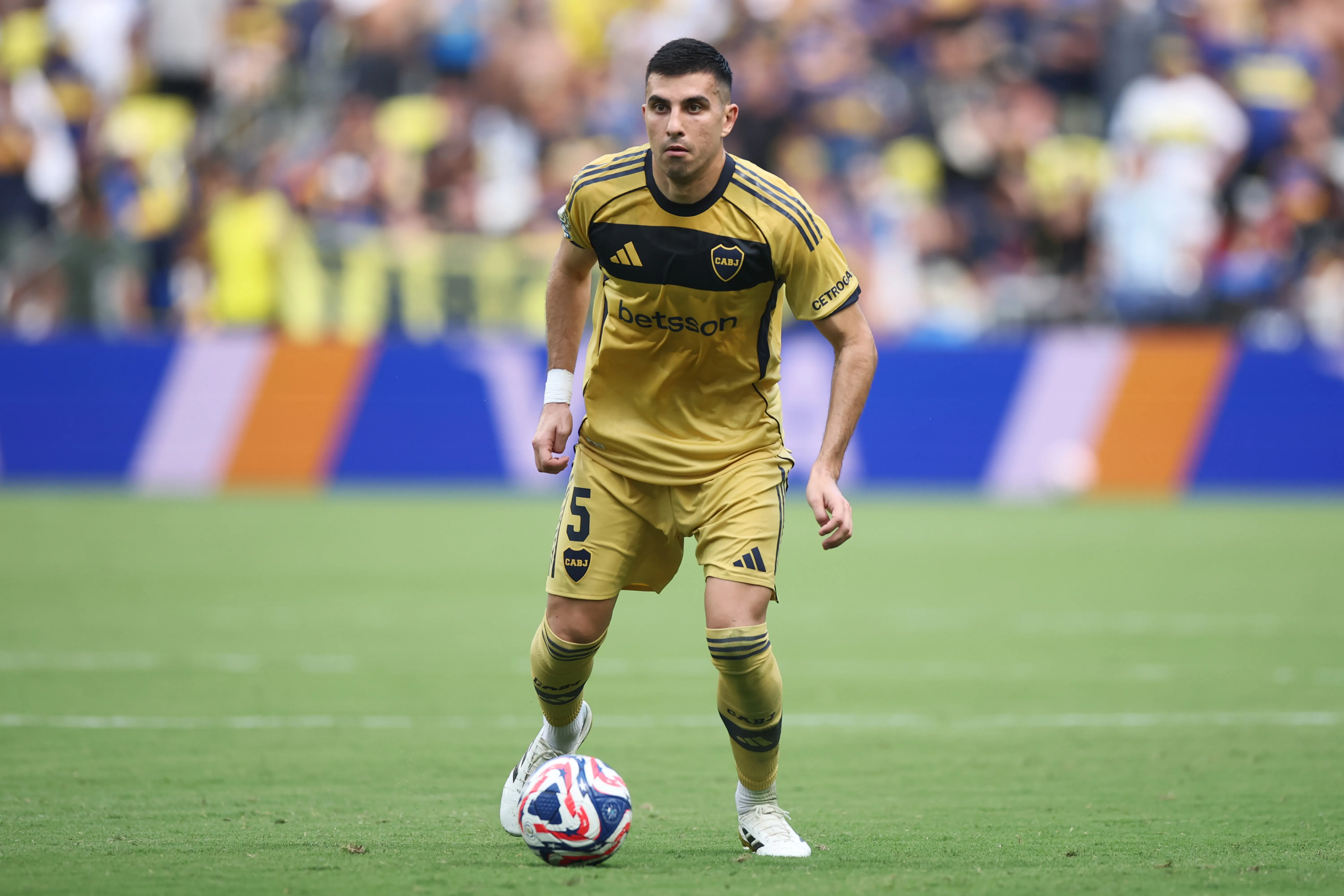 Battaglia será operado y Boca usará el cupo para buscar un delantero. (Getty)