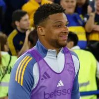 Con un video de Riquelme, un club sudamericano anunció la llegada de Frank Fabra