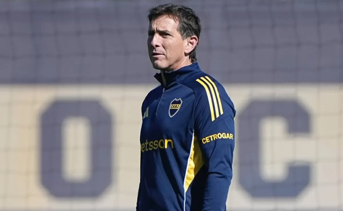 Tiene que elegir: las dos dudas de Úbeda en el equipo de Boca ante las bajas de Zeballos y Herrera