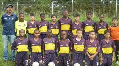 Cetré jugó en Boca Juniors de Cali.
