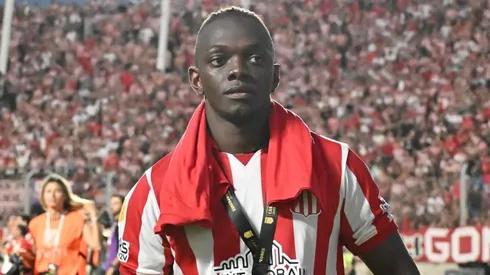 Boca podría prestarle un jugador al DIM para facilitar la llegada de Cetré.
