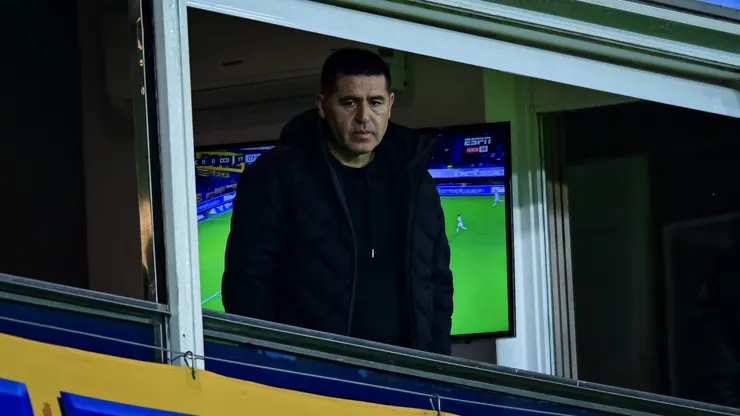 Riquelme buscó un refuerzo en el fútbol brasileño.