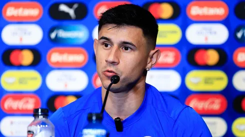 El cupo de extranjeros en Boca con Adam Bareiro.