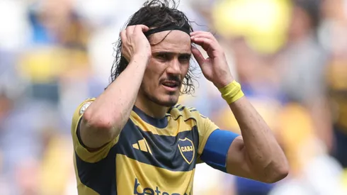 Cavani vovió a sentir una molestia en Boca.
