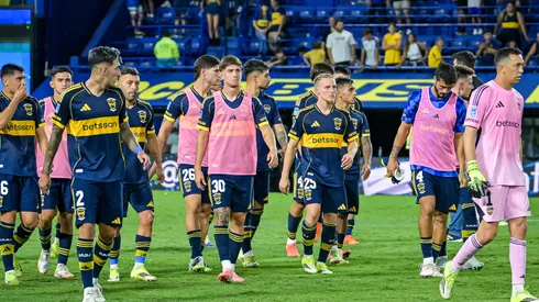 Los hinchas silbaron al equipo luego del empate en La Bombonera.