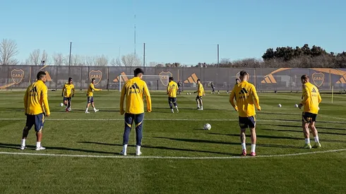 Entrenan en Boca pero Úbeda no los tiene en cuenta.