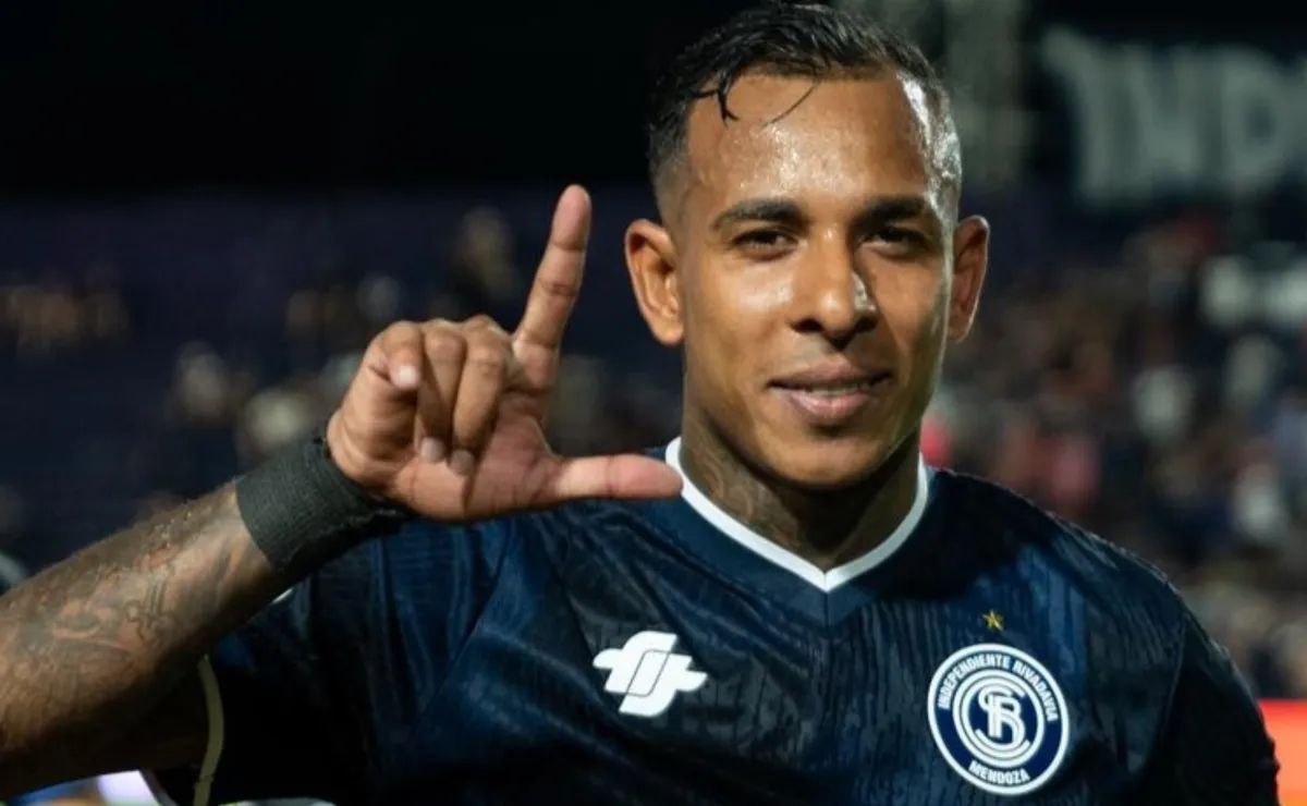 Increíble pero real: la fuerte novedad sobre Sebastián Villa y Boca