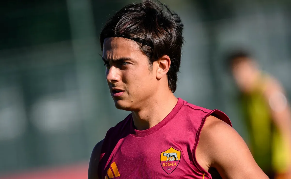 Cómo impacta la reciente paternidad de Paulo Dybala con las chances de que llegue a Boca en junio