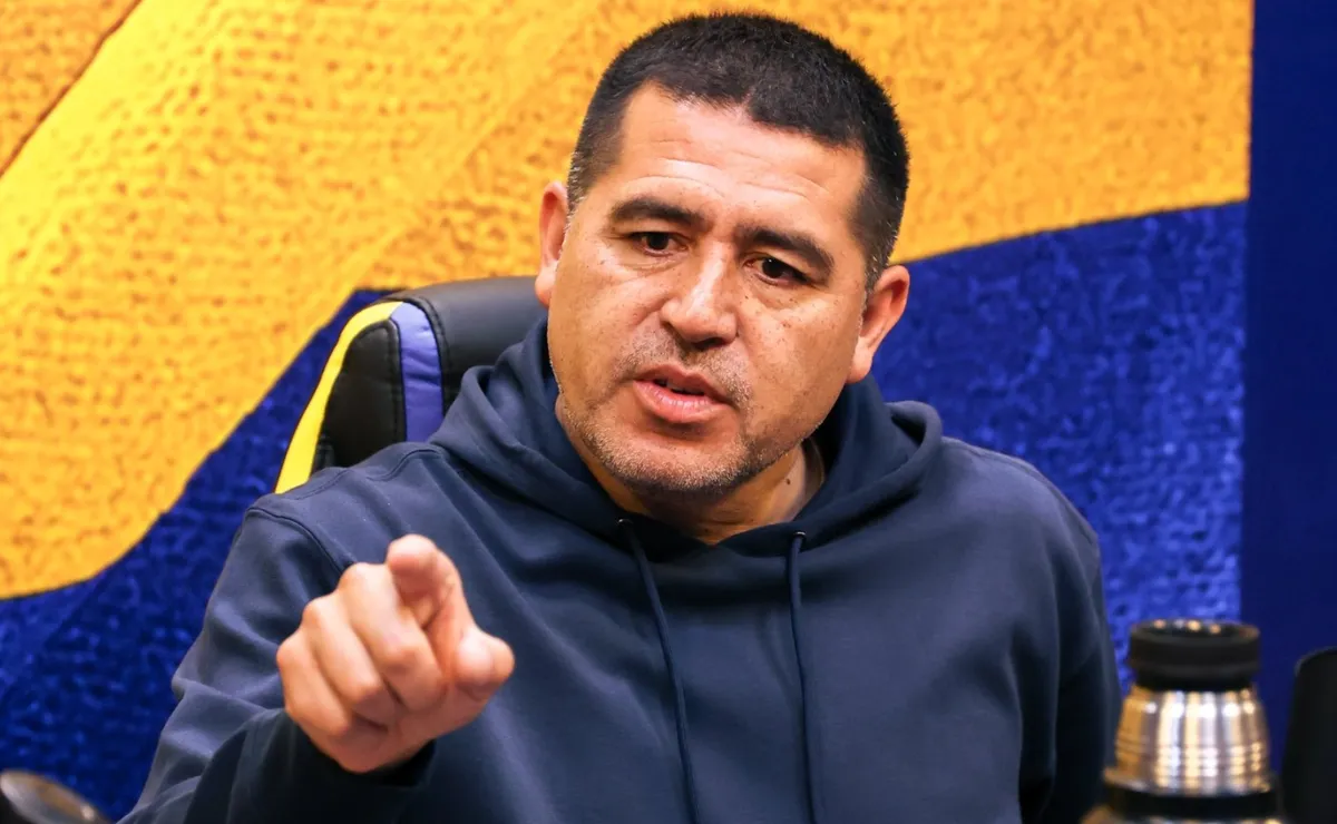 Decidido: el volante ofensivo que Riquelme quiere para Boca y ya fue mencionado