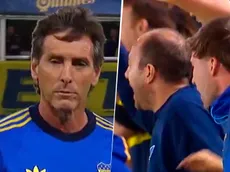 Úbeda se retiró solo y silbado por los hinchas