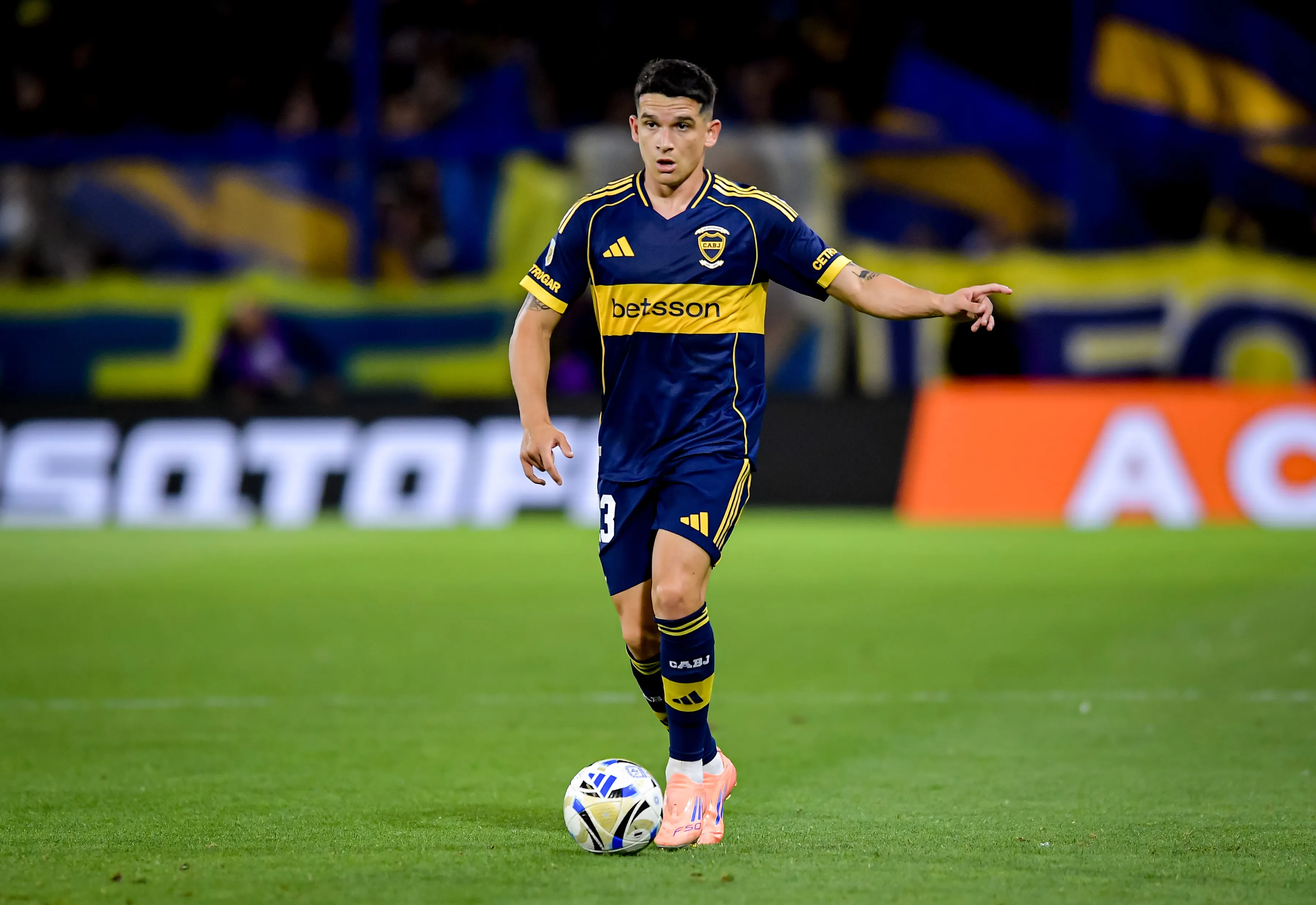 Para Úbeda, Blanco es el único titular fijo en la defensa de Boca. (Getty)