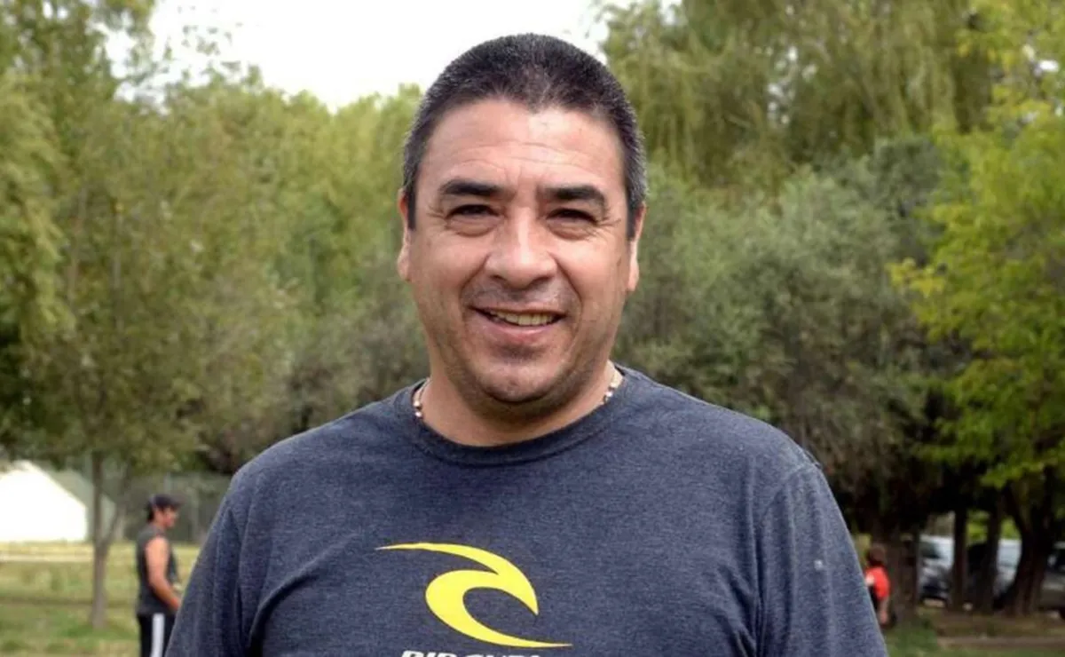 Basualdo mencionó a qué DT buscaría para Boca si se va Úbeda: 