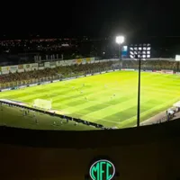 ¿Cambia la localía? El posible rival de Boca en la Libertadores que tiene un problema logístico