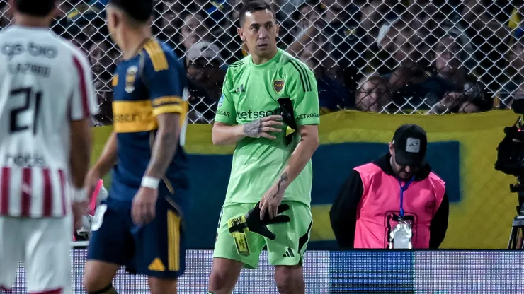 Marchesín salió con molestias en Boca y se hará estudios.