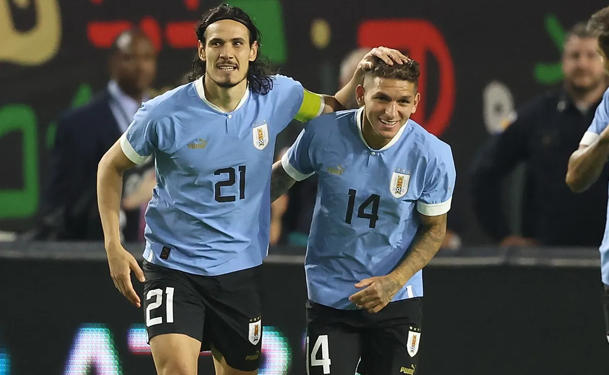 Torreira contó cuál es el gran arrepentimiento de Cavani en Boca: 