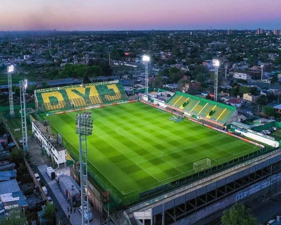 Boca podría llevar visitantes a Florencio Varela. (Defensa y Justicia Oficial)