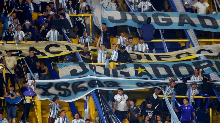 El cantito de los hinchas de Boca para River en La Bombonera.