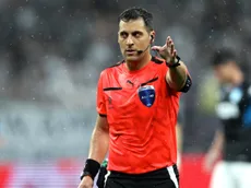 Confirmado el árbitro para Boca vs. Universidad Católica: cómo le fue al Xeneize cada vez que lo dirigió