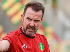 El DT de una selección exótica se ofreció para dirigir a Boca: “Si me llama Riquelme voy”