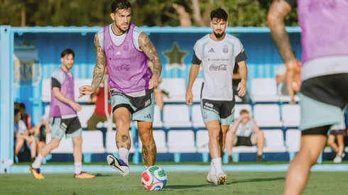 Paredes, con chances de ser titular ante Zambia.