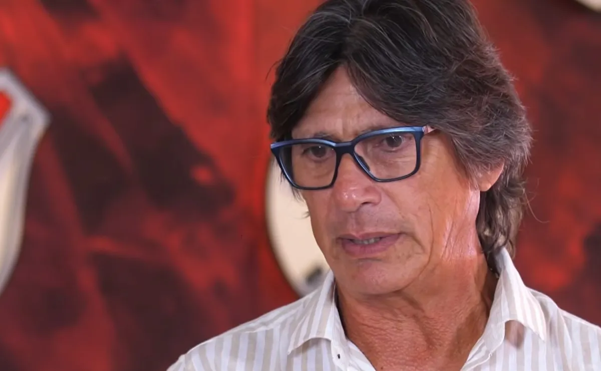 Es ídolo de River y se hizo conocido por su rivalidad con Boca, pero reveló que casi se pone la camiseta azul y oro