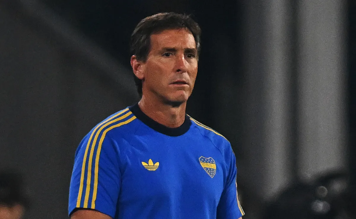 Úbeda evitó hablar de una de las figuras de Boca: 