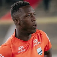 Advíncula fue expulsado antes del minuto de juego en Perú y en Boca todos se acordaron de lo mismo
