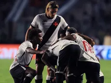 Rechazó ir a Boca y ahora le va mal: su DT lo liquidó en conferencia