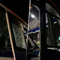 Feroz ataque a los hinchas de Boca en Chile: así quedaron los micros