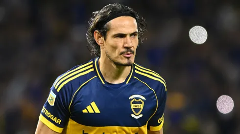 El emblema de Boca que defendió a Cavani.