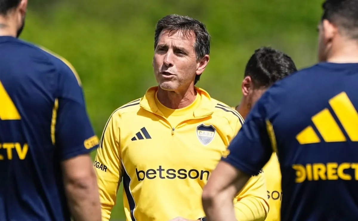 La charla que tendrá Úbeda en Boca con tres jugadores para terminar de definir el equipo