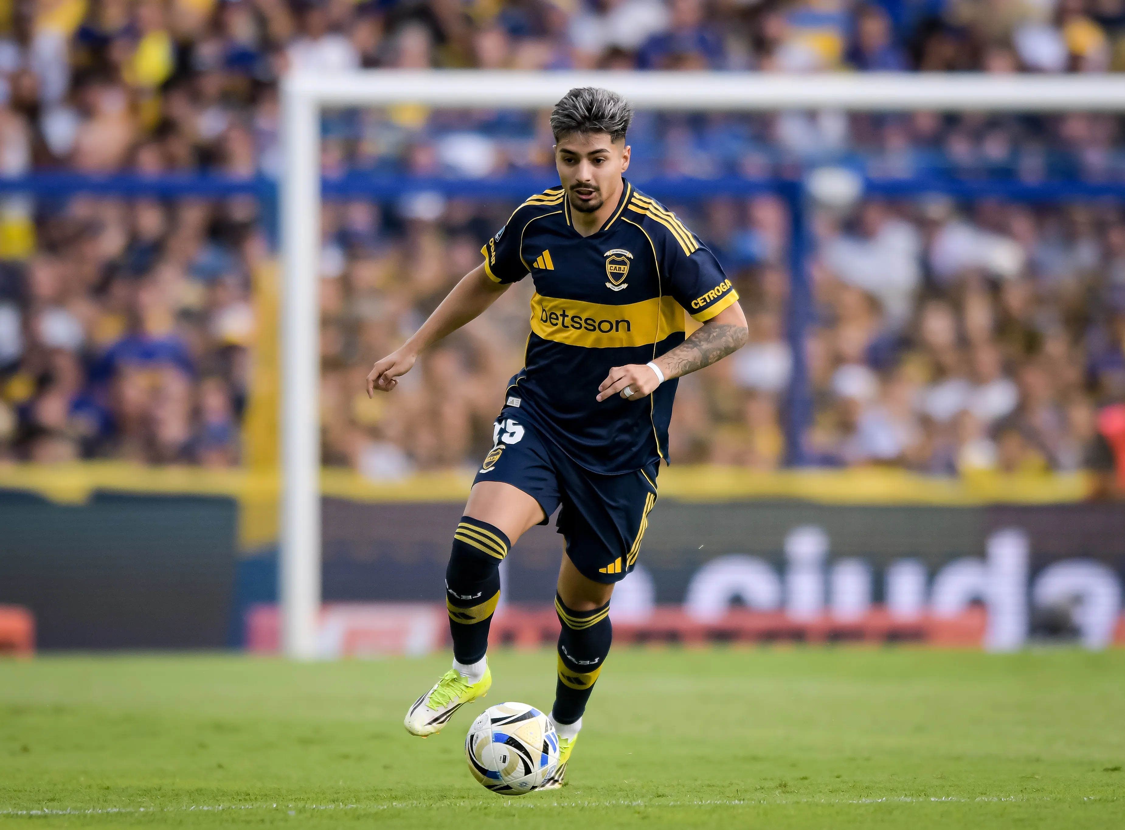 Alarcón, con poco lugar en Boca. (Getty)